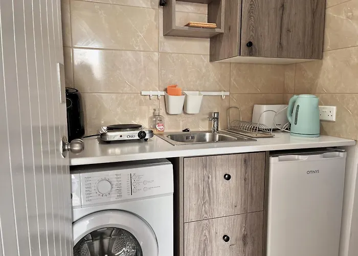 Nissi Chrysland Apartamento