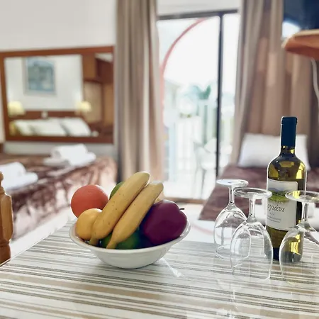 Nissi Chrysland Apartman Ajía Nápa