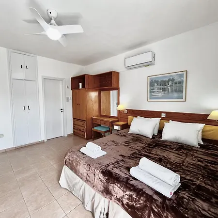 Apartamento Nissi Chrysland