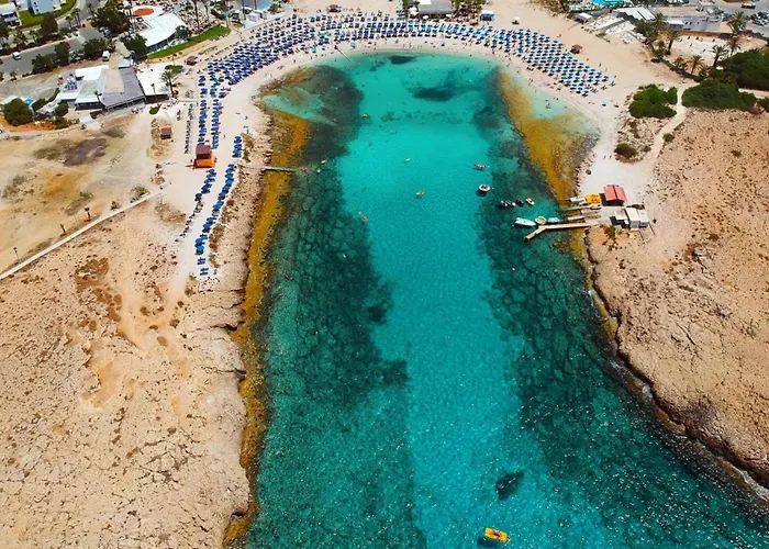 Nissi Chrysland Apartamento