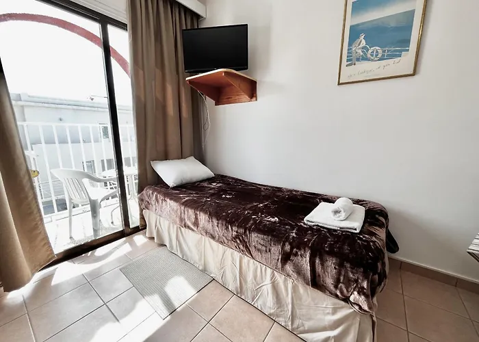 Nissi Chrysland Apartamento *