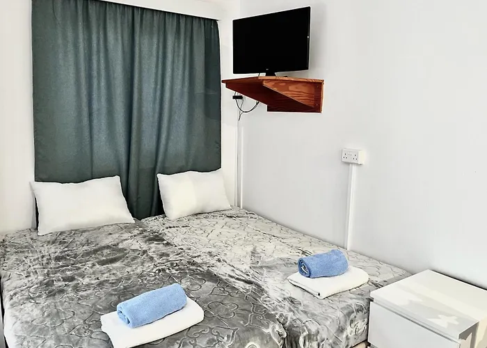 Nissi Chrysland Apartamento